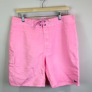 NWT Vineyard Vines Pink Swim/board Shorts size 33